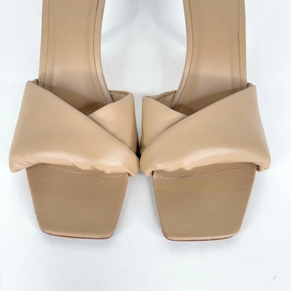 Studio Amelia Heels Twist Front Beige Puffy Neutral Leather Square Toe Size 7 - Picture 4 of 12